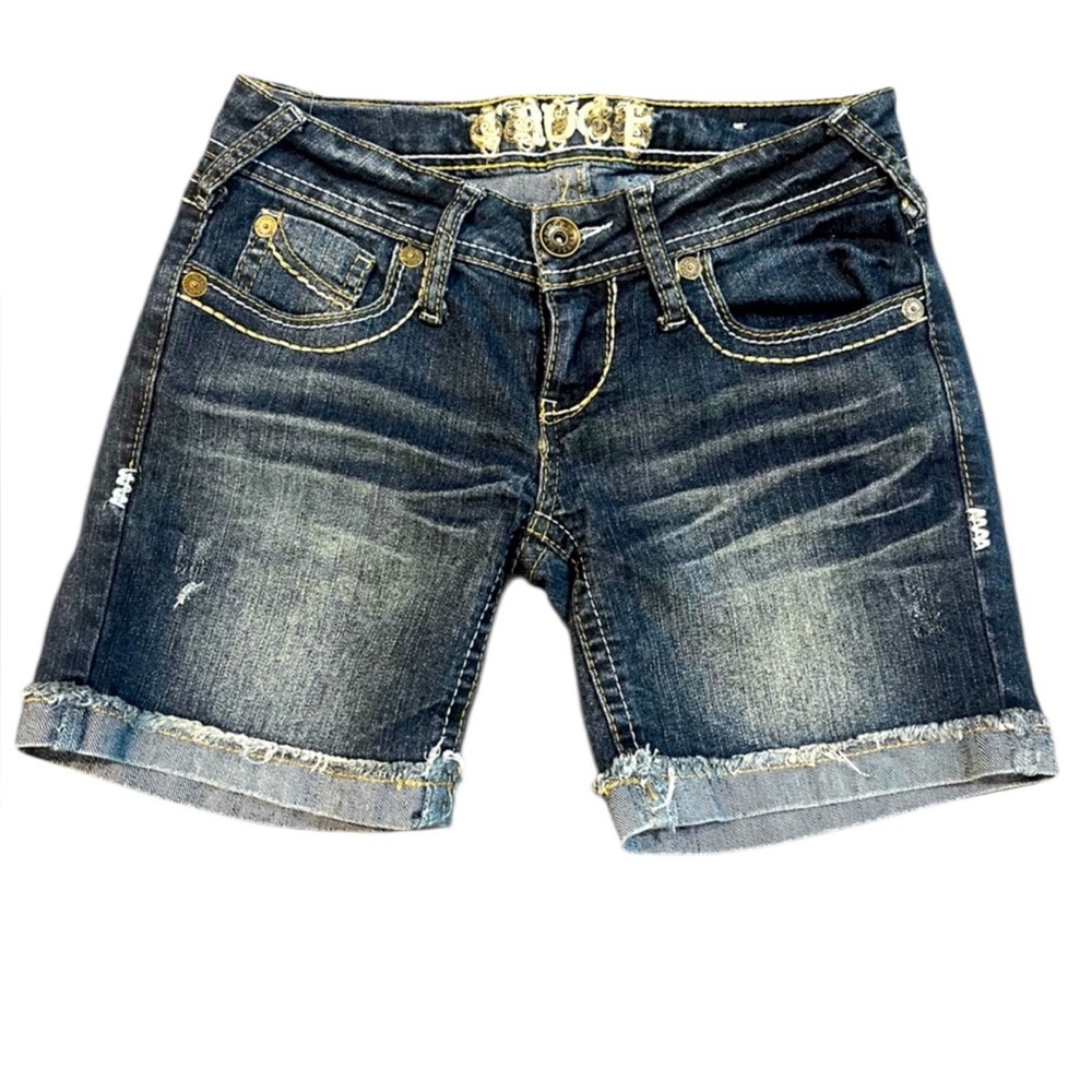 Truce Distressed Denim Bermuda Shorts – Size‎ 1 (Juniors)